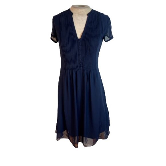 Dana Buchman Dresses & Skirts - Dana Buchman Classic Navy Blue Dress Size 4
